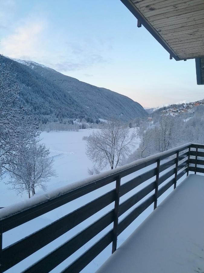Grande Casa Di Famiglia Apartment Temu Bagian luar foto