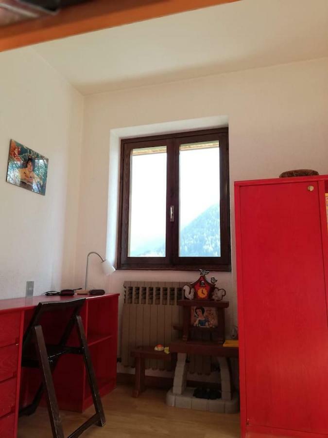Grande Casa Di Famiglia Apartment Temu Bagian luar foto